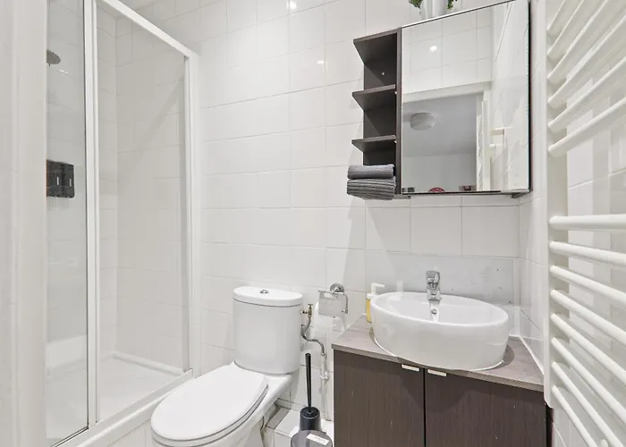 Quartier Tour Eiffel 10 Free Netflix * Paříž